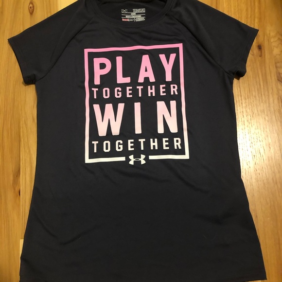 Under Armour Other - Under armor girls t-shirt